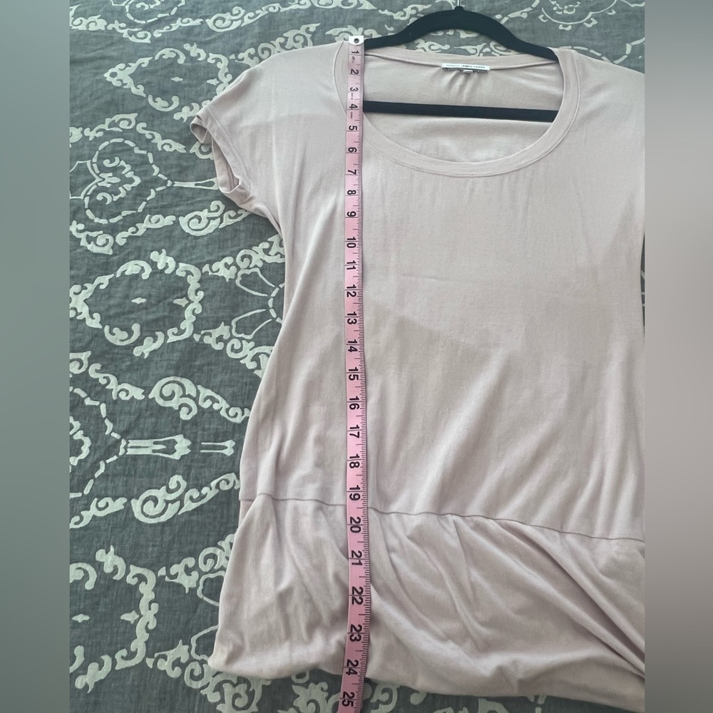 James Perse Standard Deep Scoop Neck T-shirt. Light Pink. Size 1 - Picture 14 of 16